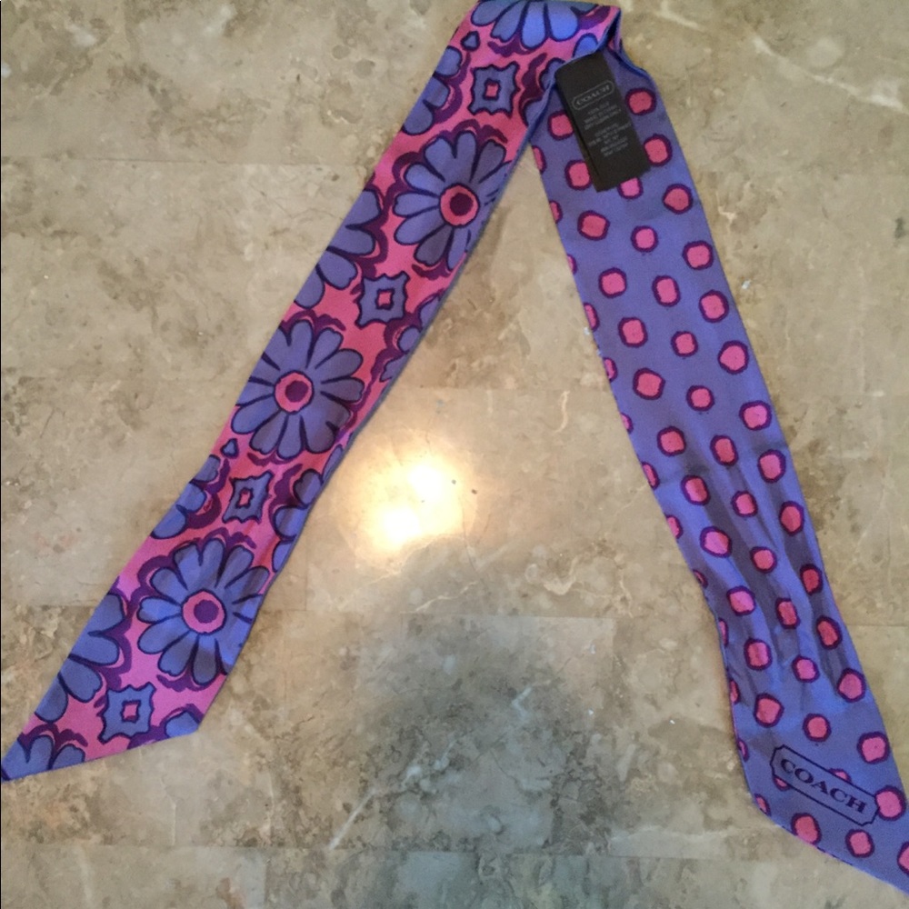 Coach scarf
